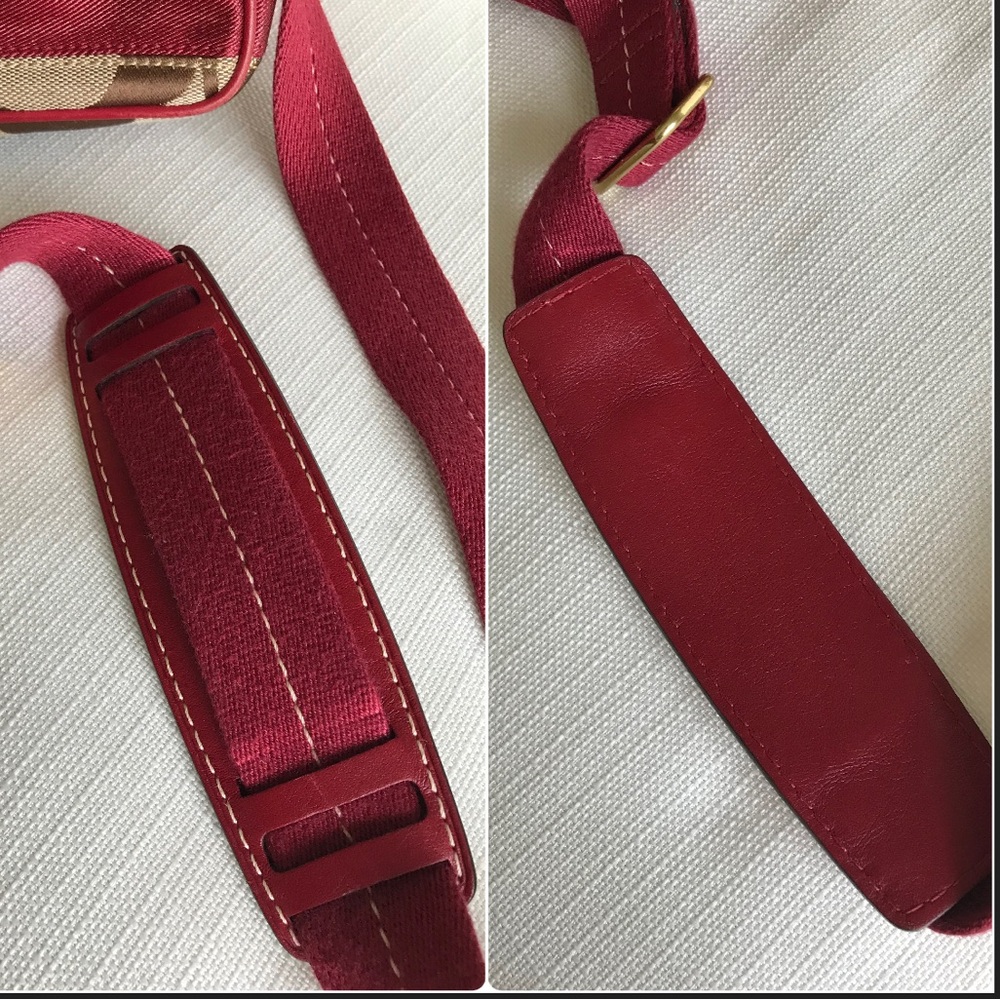 Coach Vintage Signature Swingback Crossbody Purse, Y2K 2006, 10128 - Picture 2 of 16